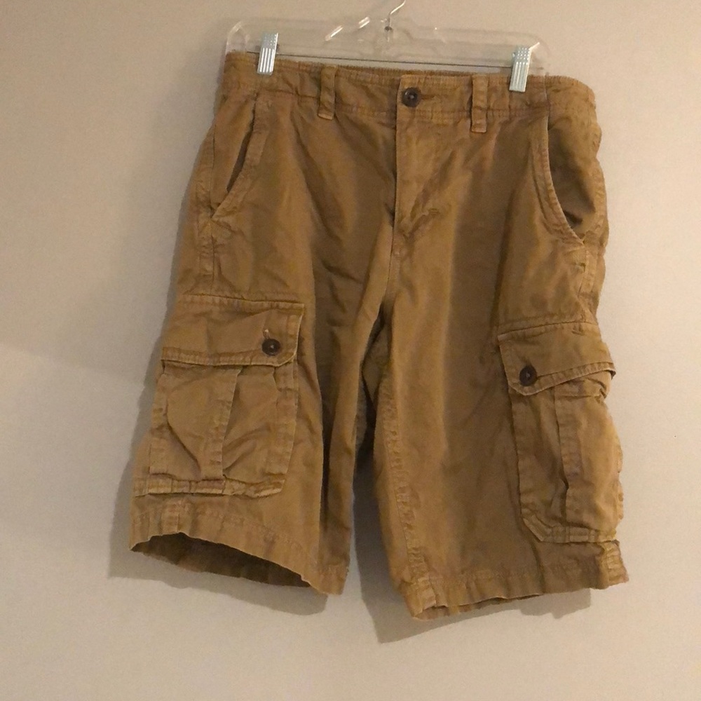 A nice pair of cargo shorts.